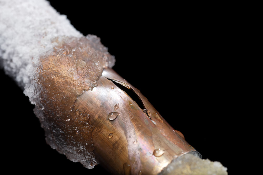 cracked pipe during winter